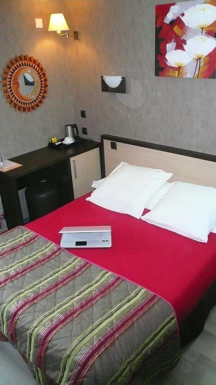 Hotel L'Europeen Tarbes Ngoại thất bức ảnh